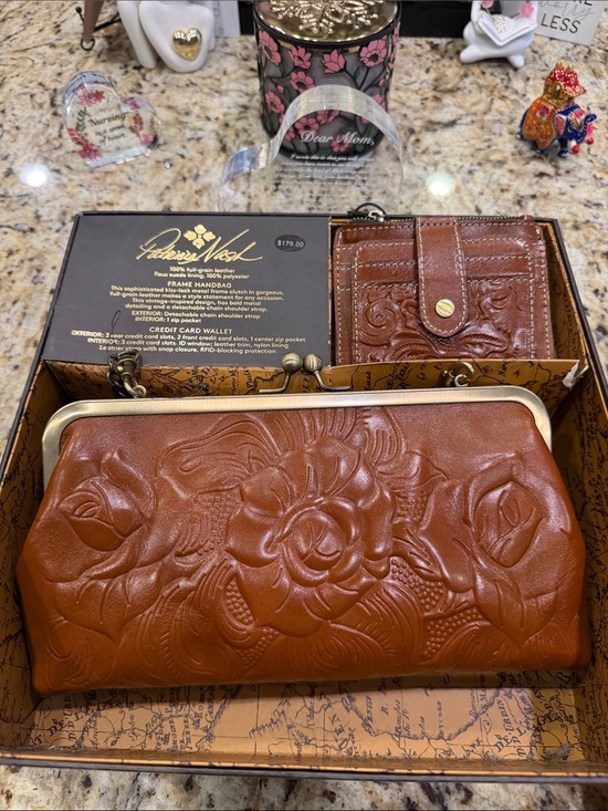 Patricia Nash Handbags - NWT Patricia Nash Embossed Leather  
Handbag with Kisslock and Wallet